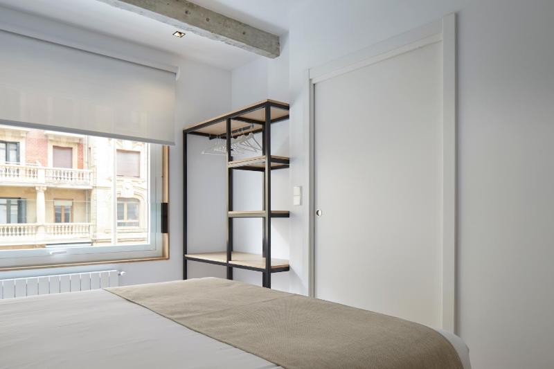 Jazzaldi Suite by FeelFree Rentals - image 16