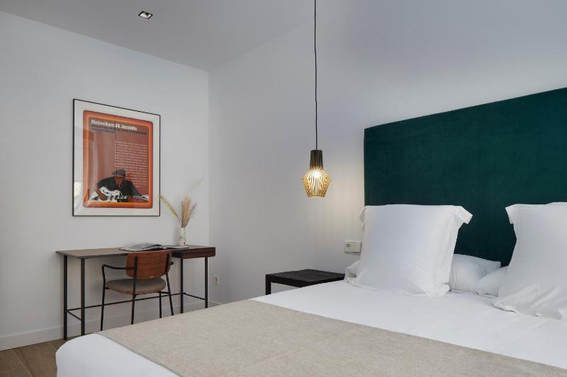 Jazzaldi Suite by FeelFree Rentals - image 12
