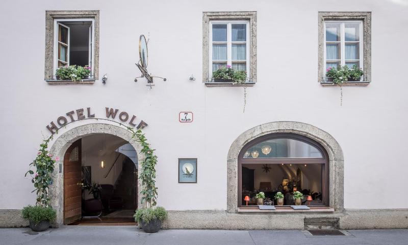 Hotel Wolf - image 15