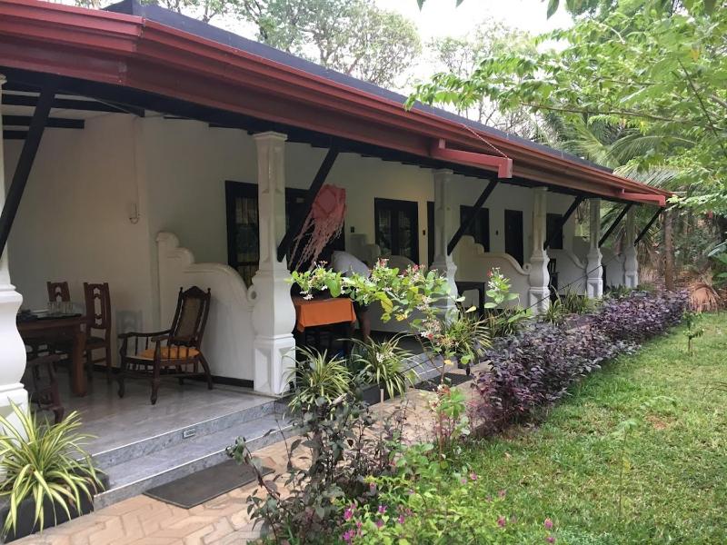 AMRON RESORT SIGIRIYA - image 9