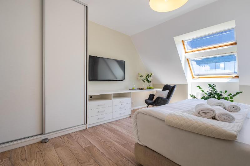 Apartament 24 AbsyntApart Rynek Wrocław - image 38