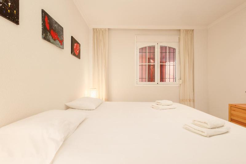 Beachfront apartment with terrace pool and tennis court in Costabella Marbella - image 14