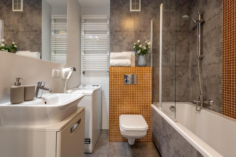 Apartament 24 AbsyntApart Rynek Wrocław - image 15