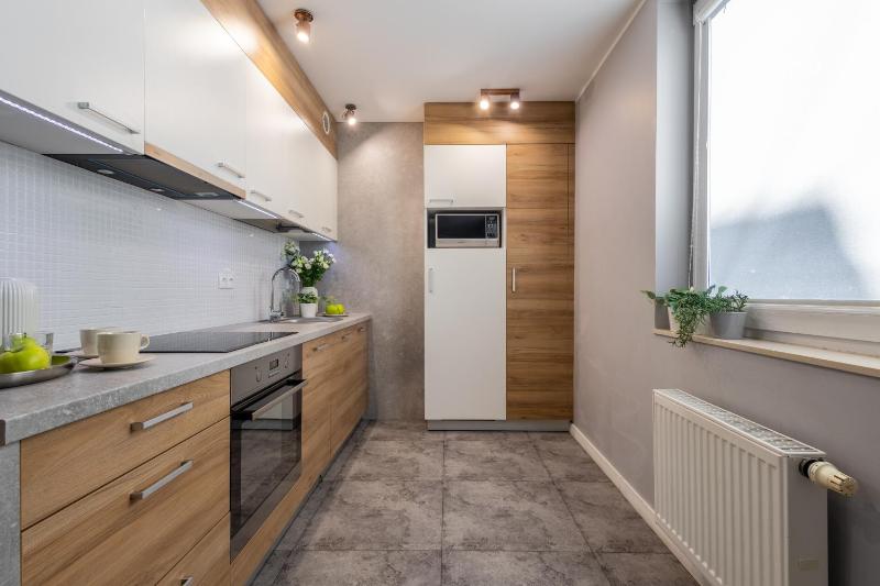 Apartament 24 AbsyntApart Rynek Wrocław - image 18