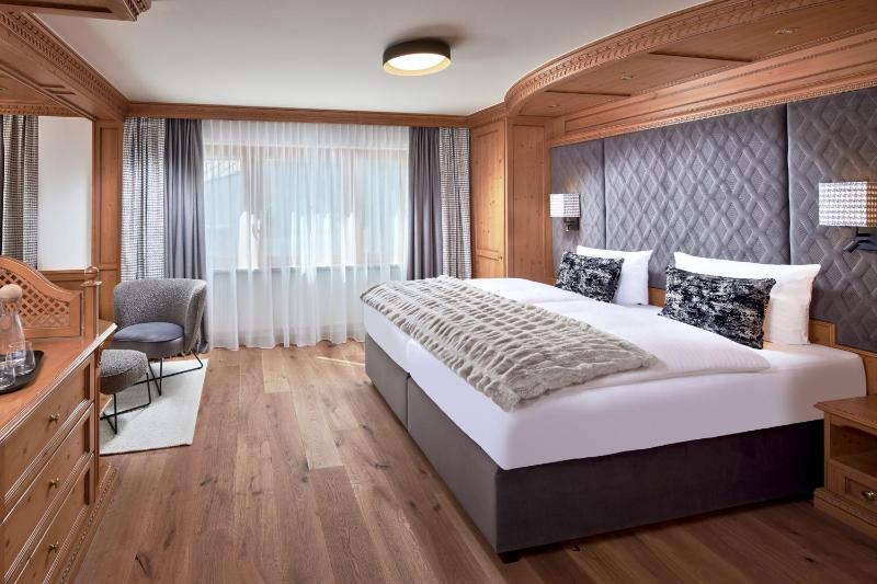Standard Double Room image 1
