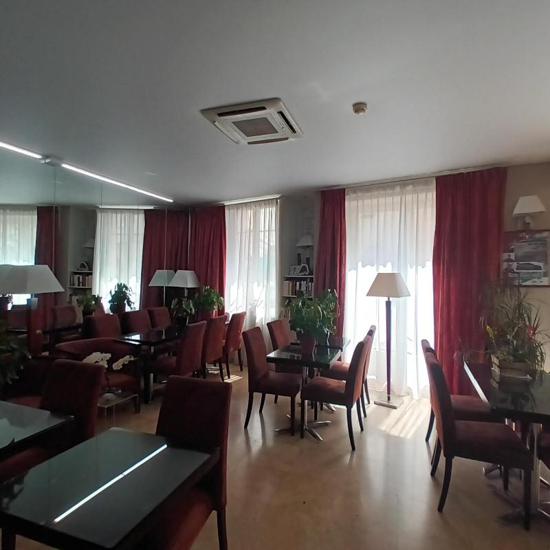 Hotel Capitole - image 36