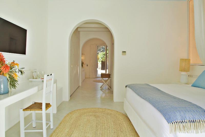 Superior Suite with Sea View image 1