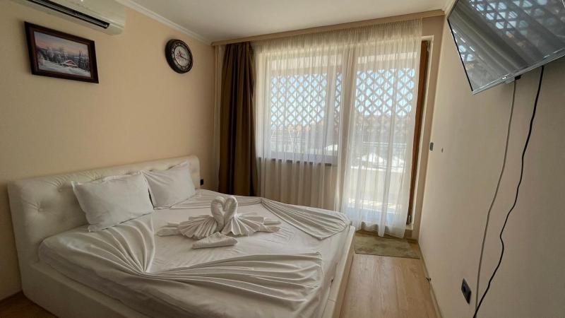 GARDEN OF EDEN B3-2 Private One Bedroom Apartment - image 6