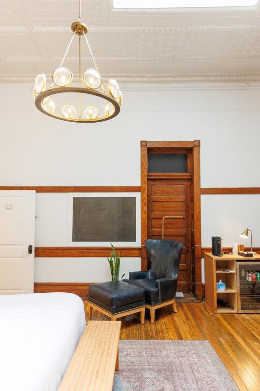 Suite image 3