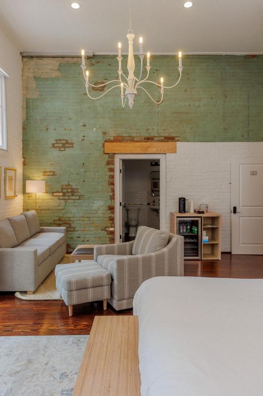 Suite image 2
