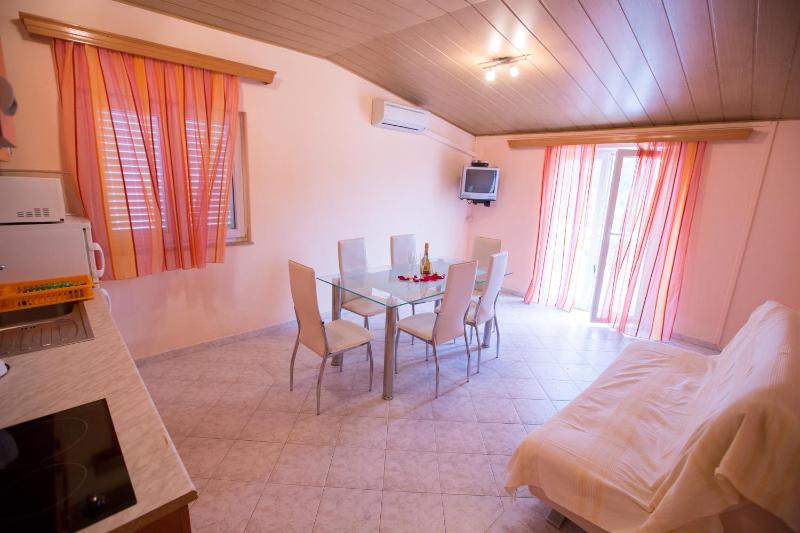 Apartments Dunja Piric - image 15