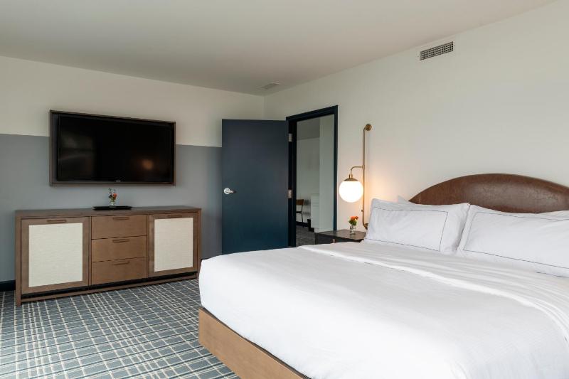 King Suite image 3