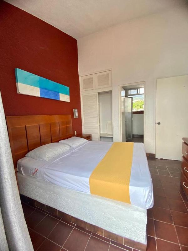 Suites Acapulco Yamba - image 5
