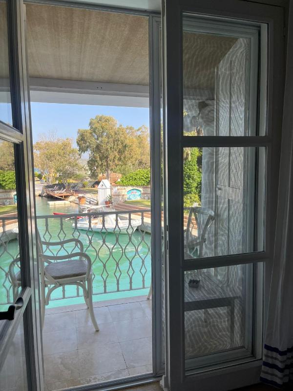 Family Room with Sea View image 2