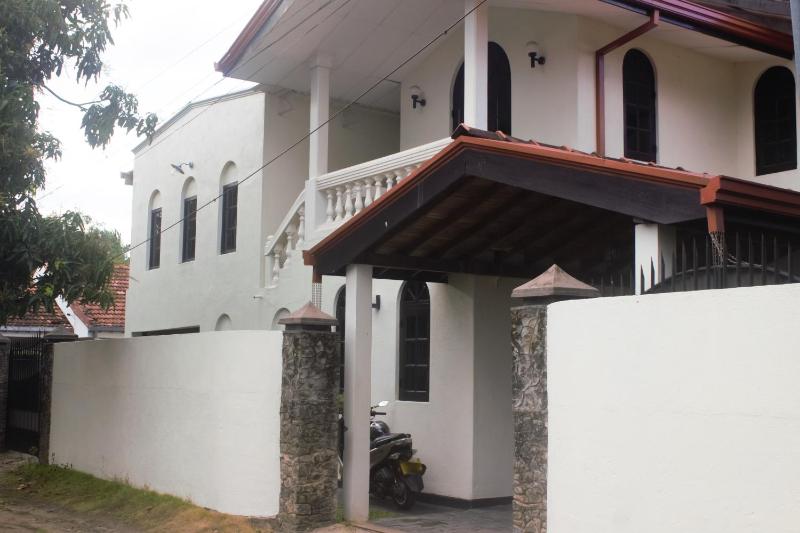 Airport Gateway Residence - image 38
