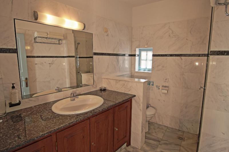 Superior Double Room image 3