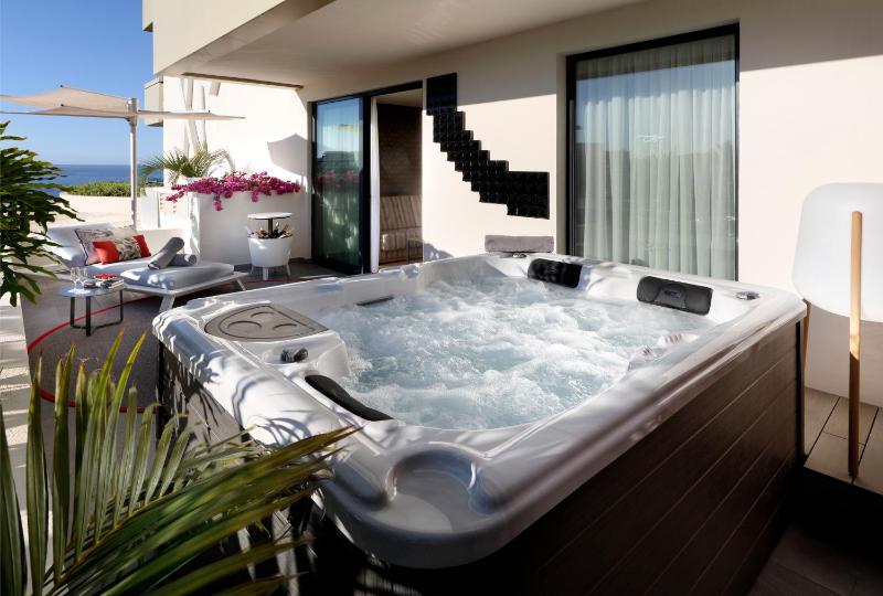 Hard Rock Hotel Tenerife - image 31