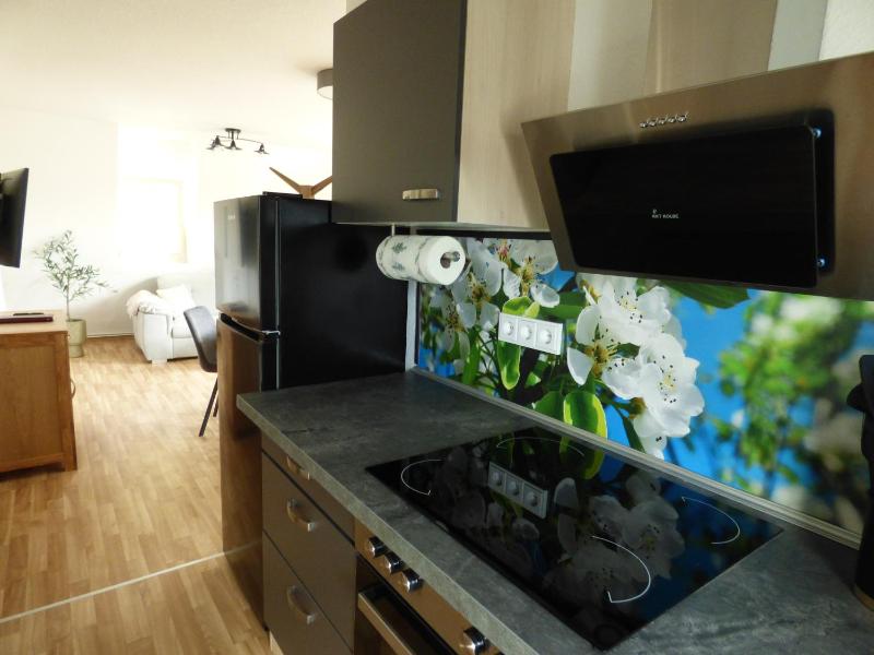 Studio Apartment image 3