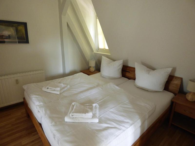 Studio Apartment image 2
