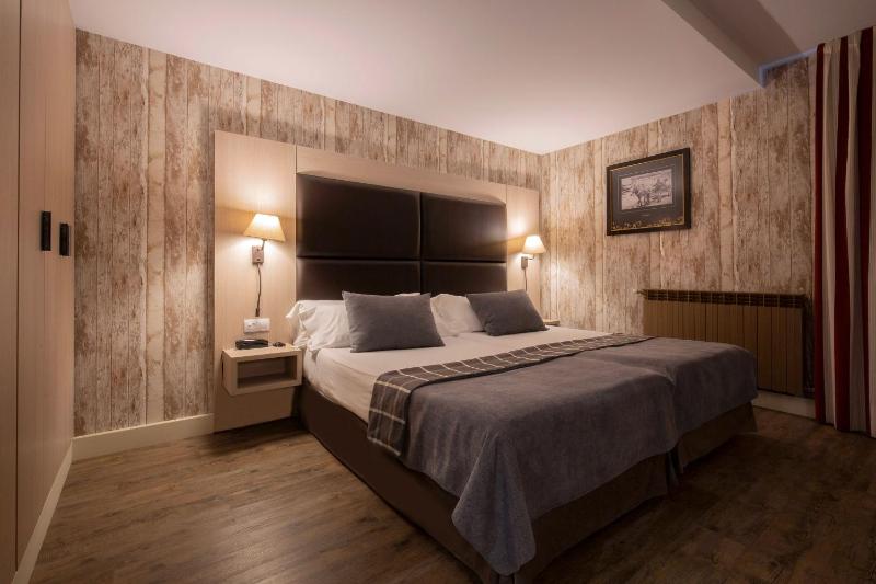 Triple Room image 4