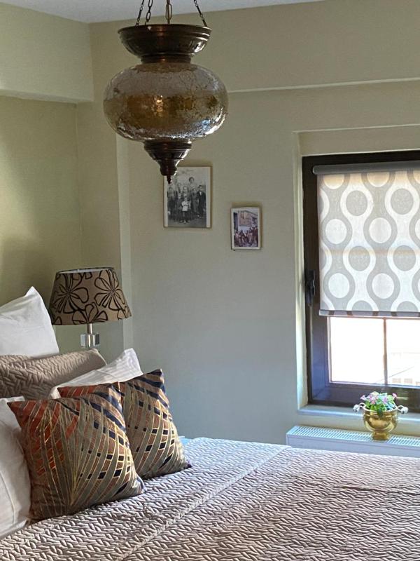 Two-Bedroom Townhouse image 2