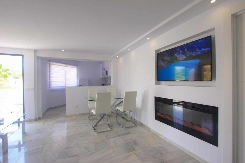 1108 Beachfront 2 apartments with roofterrace 80mtrgt beach 3 pools - image 13