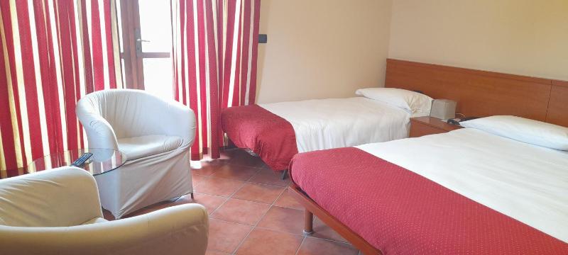 Triple Room image 4