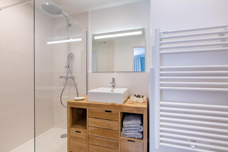Chambres d'Hotes Les Amandiers - image 37