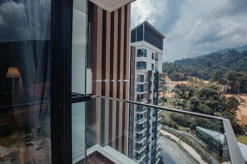 Delux Suite@Midhills Genting Highlands (Free WiFi) - image 17