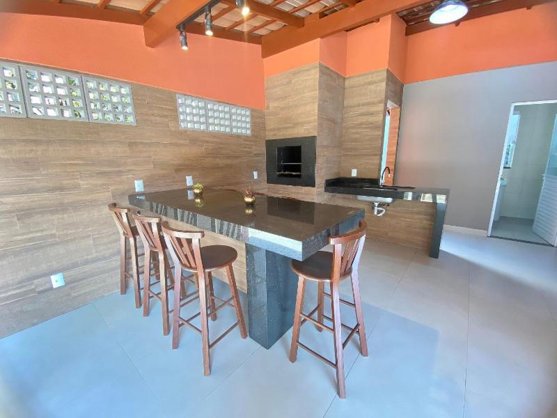 020A - Casa para até 10 pessoas perto da praia - image 25