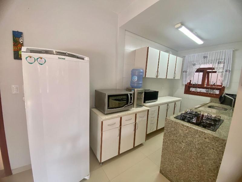020A - Casa para até 10 pessoas perto da praia - image 10