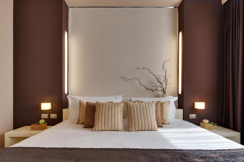 Comfort Triple Room image 4