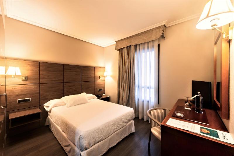 Economy Single Room image 4