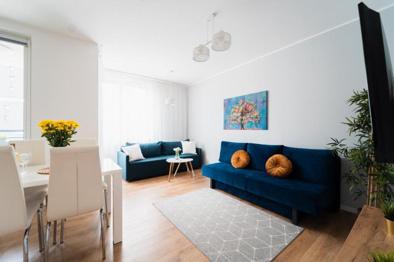 Nice Apartment - Near Sky Tower - Private Parking Images