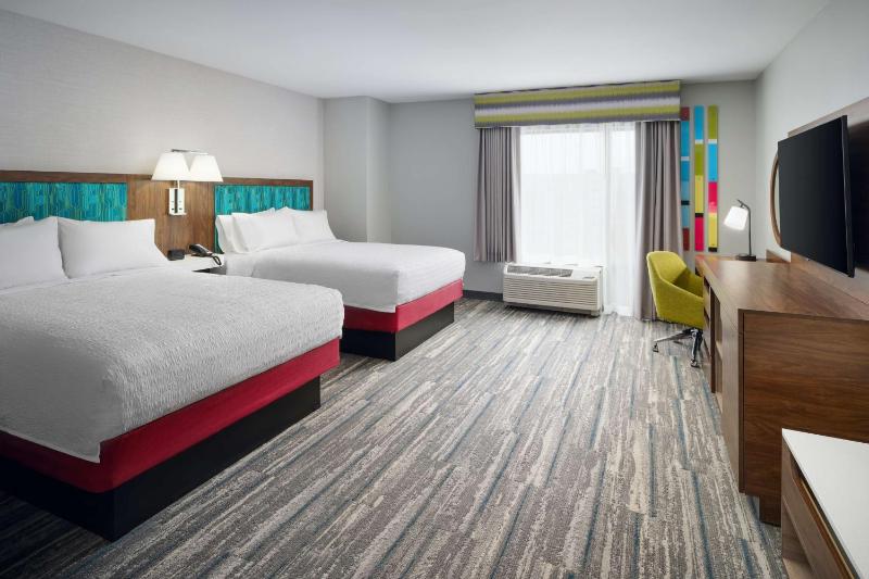 Large Queen Room with Two Queen Beds image 1