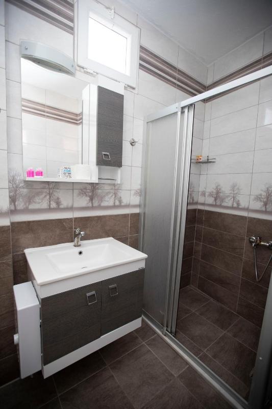 Deluxe King Suite image 1