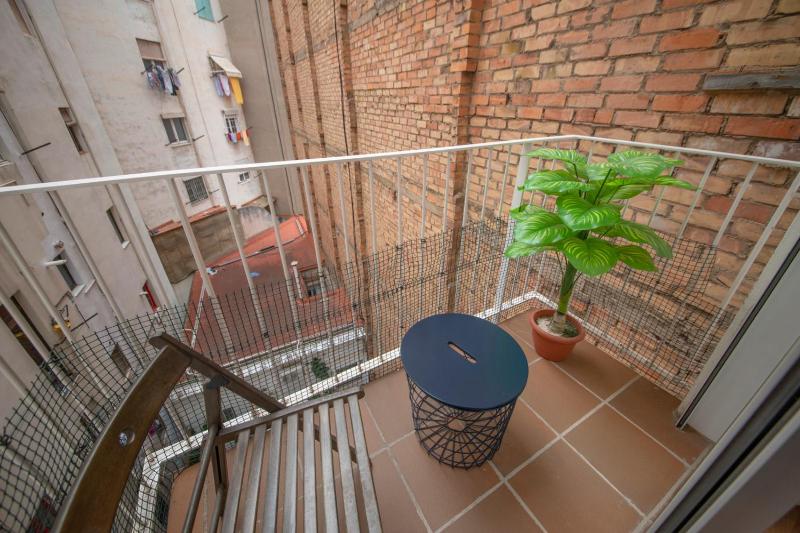 Apartment with Balcony image 3