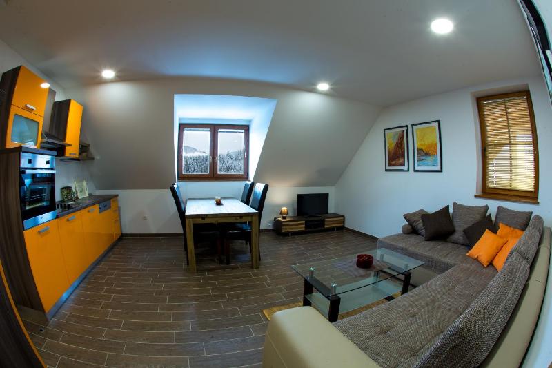 Apartment with Mountain View image 3