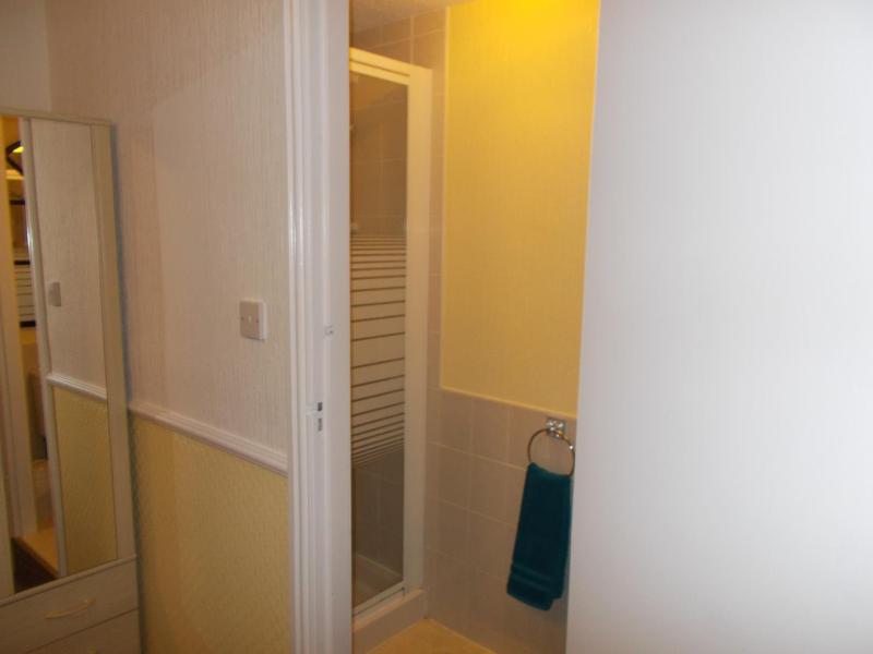 Family Room (2 Adults + 2 Children) image 4