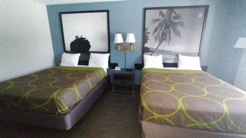 Studio Suite with Two Queen Beds - Non-Smoking image 3
