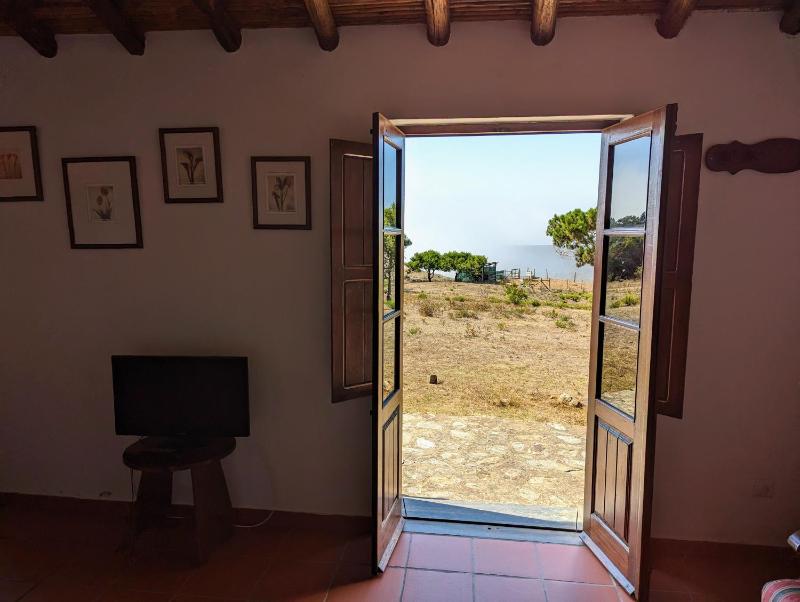 Apartment with Sea View image 2