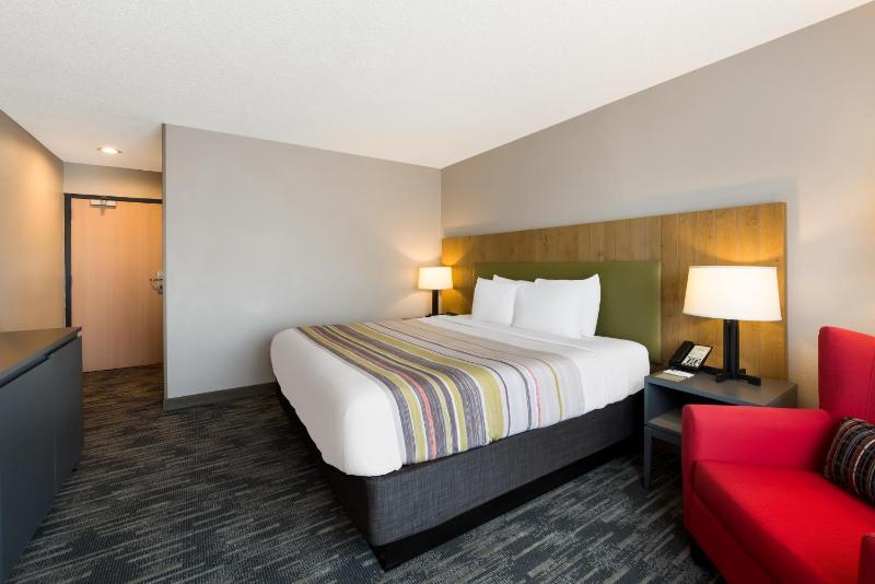 King Room - Non-Smoking image 3