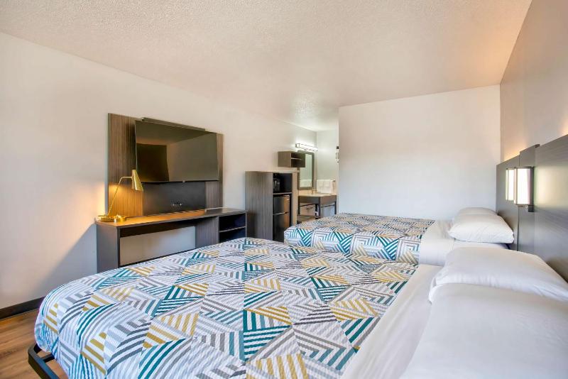 Motel 6-Bend OR - image 30