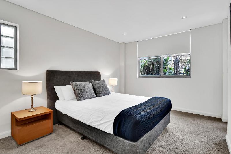 Spacious Two bedroom apartment - St Leonards AL25 - image 2