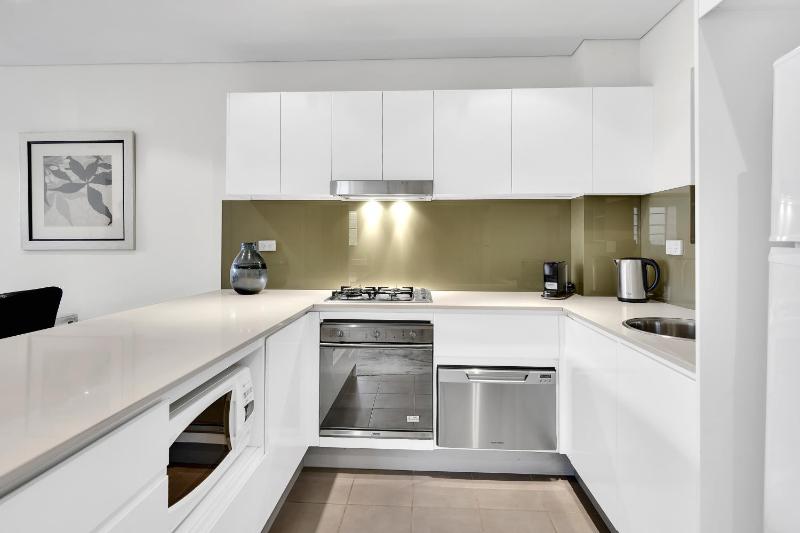 Spacious Two bedroom apartment - St Leonards AL25 - image 5