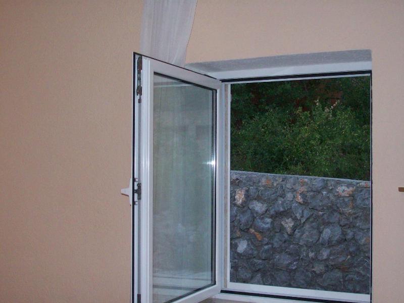 Triple Room with Private Bathroom image 2