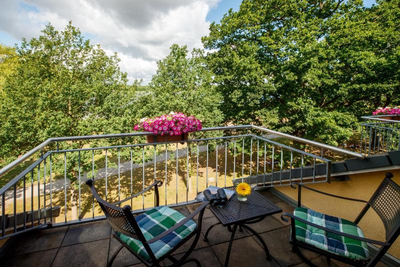 Double Room - Lake Side with Balcony image 1