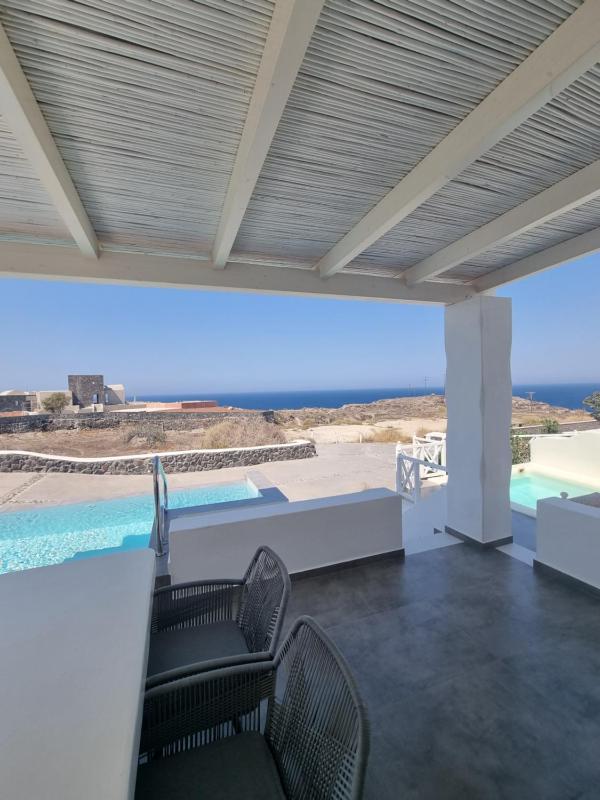 Turquoise 3 Bedroom Sunset & Sea View Villa with Private Pool & Hot Tub image 2