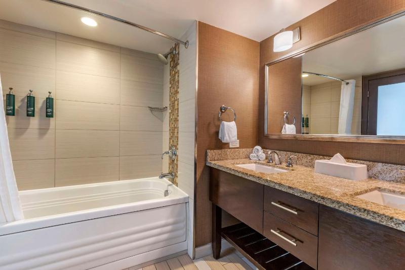 Hilton Vacation Club Oceanaire Virginia Beach - image 15