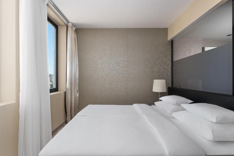Junior Suite image 1